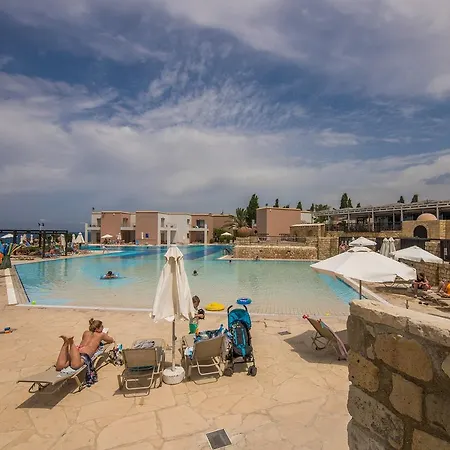 Atlantica Akteon Apartmanhotel Hlóraka
